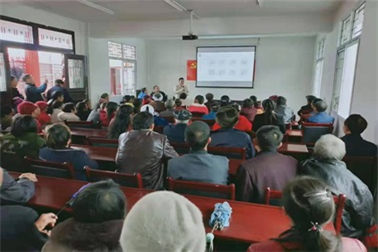 万亩辣椒产业动员大会遍地开